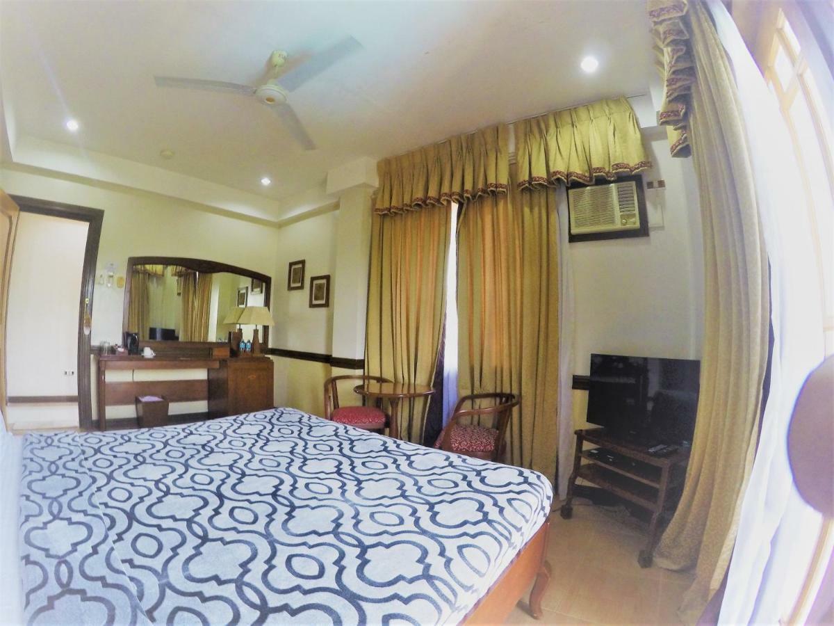 G'S Grand Resort And Convention Center Panglao Exterior foto