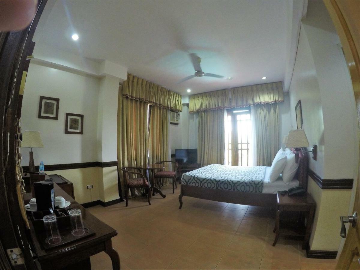 G'S Grand Resort And Convention Center Panglao Exterior foto